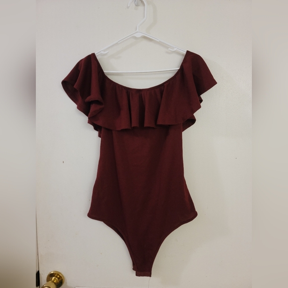 Maroon Ruffled Bodysuit - Picture 2 of 3
